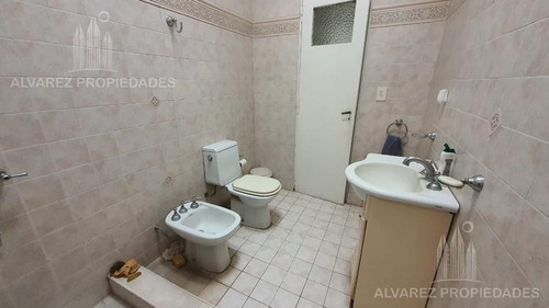 Imagen 24 de 30 de Casa 7 Ambientes Venta Merlo Oportunidad