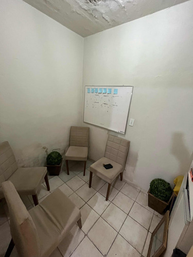 Lote Com Quatro Casas