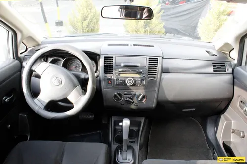 Nissan Tiida 1.8 Miio 4p At