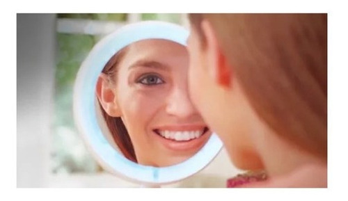 Imagen 7 de 7 de Espejo Con Luz Led Para Maquillaje Plegable + Aumento X10