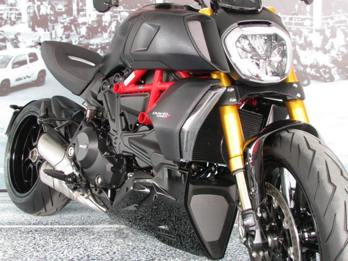 Imagem 2 de 6 de Ducati Diavel 1260 S Abs