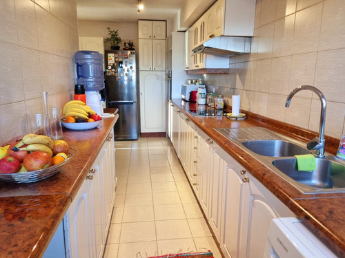 Se Vende Impecable Y Gran Departamento En Edificio Versalles