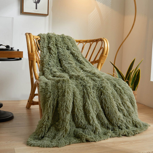 Xege Luxury Faux Fur Throw Blanket, Sage Green Soft 50x60 Fl