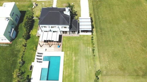 Casa Quinta En Venta. Gualeguaychú, Prados De La Adelina.