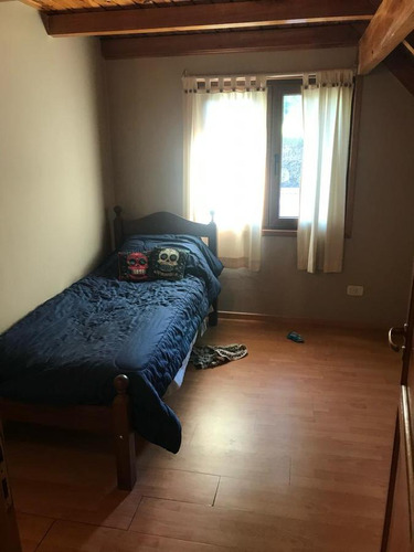 Excelente Casa En Barrio Chapelco