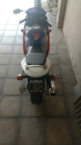 Imagen 6 de 18 de Honda Cbr 600 F4