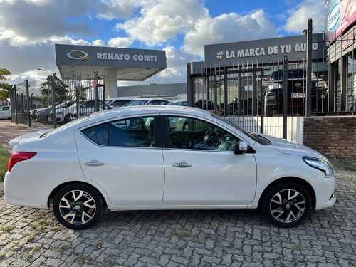 Nissan Versa 1.6 Exclusive At 2020