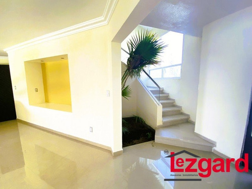 Se Vende Bonita Casa Con Amplios Espacios En Lomas De Cocoyoc