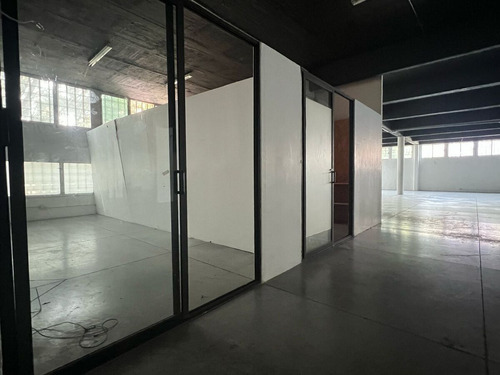 Renta Bodega 1,201 M²- Lago Texcoco, Col. Anáhuac, Miguel Hidalgo Cdmx -