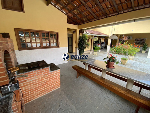 Imagem 26 de 30 de Casa Composto Por 5 Quartos Com Área De Lazer Completa Á Venda No Bairro Santa Mônica, Guarapari-es - Realize Negócios Imobiliários. - Ca00248 - 70444485