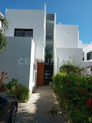 Casa En Venta Frente A La Playa Cancun, Zona Hotelera