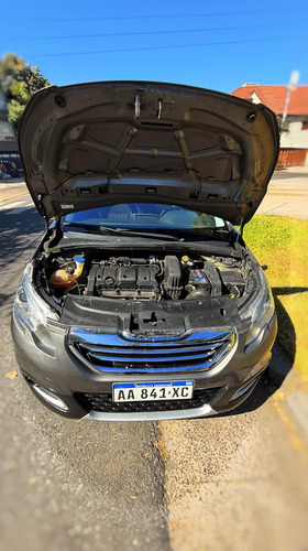 Peugeot 2008 1.6 Feline