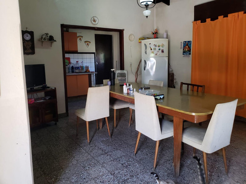 Casa En Venta - Berisso
