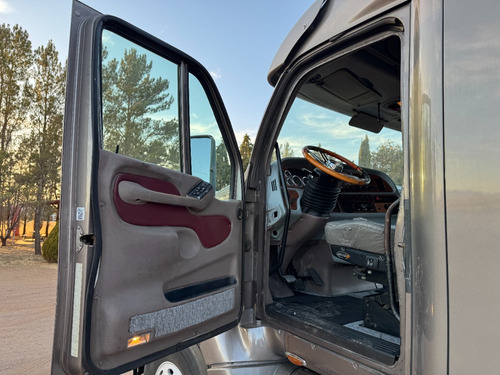 Tractocamión 2006 Peterbilt 387 - C15 - Manual 18 Vel.