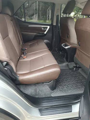 Toyota Fortuner 2.7l Mid
