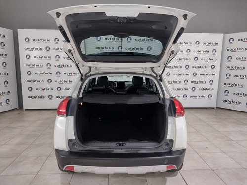 Peugeot 2008 1.6 FELINE TIPTRONIC L17