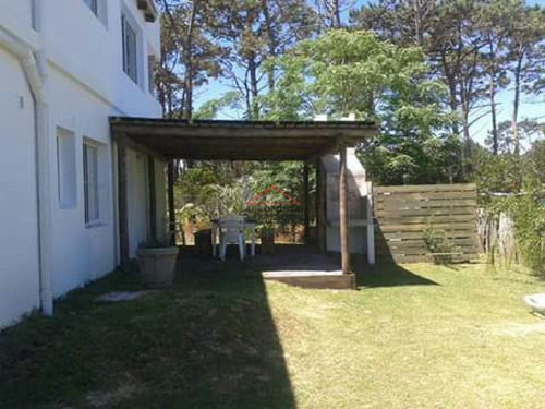 Casa En La Barra, 4 Dormitorios *- Ref: 3371