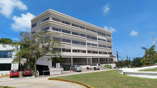 Departamento En Venta En Av Nader, En El Centro De Cancun