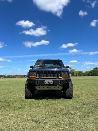 Jeep Cherokee 4.0 Sport