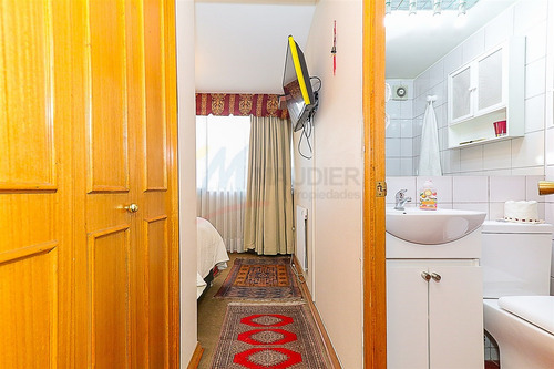 Departamento En Venta De 4 Dorm. En Providencia