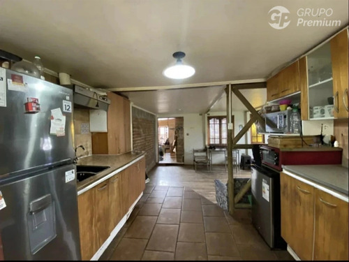 Casa En Venta De 3 Dorm. En Valparaíso