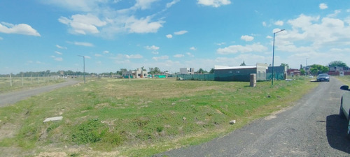 Vendo Terreno De 360mts2 En Barrio Privado Laguna Azul.