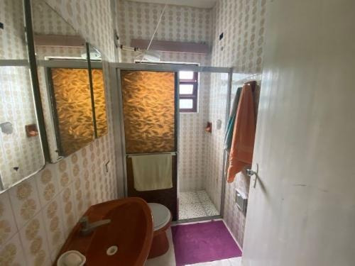 Imagem 10 de 13 de Casa Com Quarto Nos Fundos Lado Praia Em Itanhaém Litoral Sp
