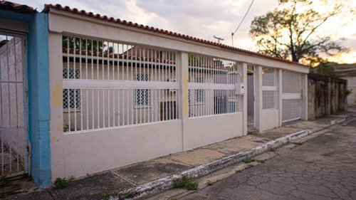 Imagen 15 de 17 de Barata Casa En Corinsa Cagua Jm