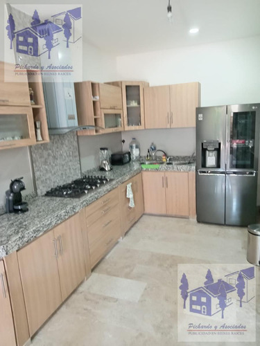 Casa En Venta En Fraccionamiento Con Vigilancia En Jiutepec Morelos