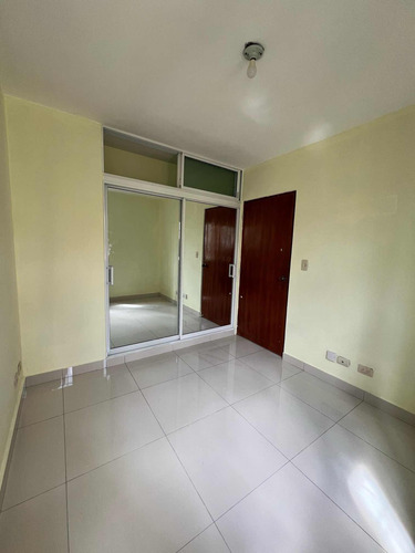 Alquilo Apartamento En Ciudad Juan Bosch 4to Piso