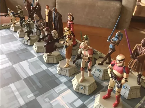 Xadrez Star Wars C/ 32 Peças + Tabuleiro! - S/ Juros