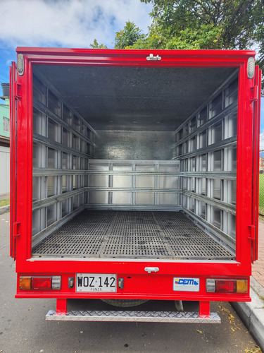 Toyota Hilux 2.4l 4x2