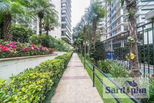 Imagem 10 de 15 de Apartamento Em Moema - São Paulo - 4681