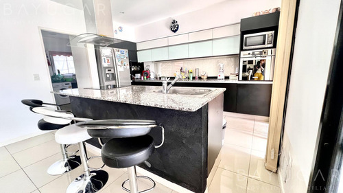 Imagen 13 de 30 de Venta - Casa En Barrio Privado Sausalito - Acepta Propiedad Parte De Pago - Bayugar Negocios Inmobiliarios