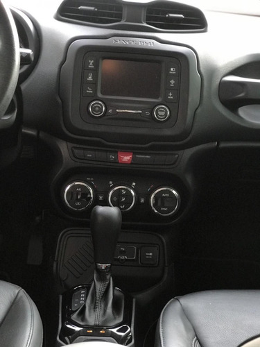 Imagem 10 de 12 de Jeep Renegade 2018/2018 1.8 16v Flex Limited 4p Automático