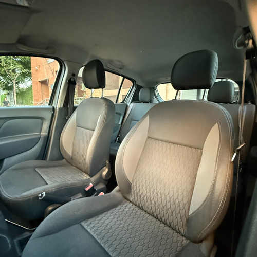Renault Sandero Stepway 1.6 Dynamique 105cv