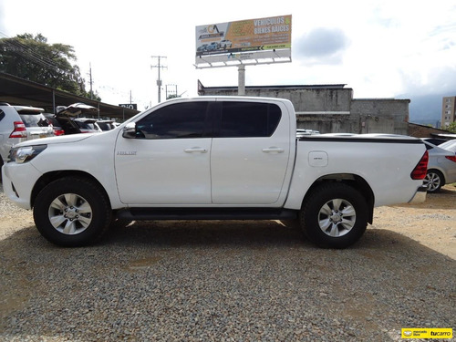 Toyota Hilux 2.4l