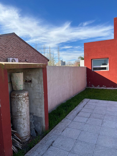 Se Vende Casa En Urquiza A Estrenar