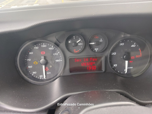 Iveco Daily 35150 Bau 3,90 Com Ar - Revisada - Baixo Km