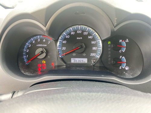 Imagen 17 de 25 de Toyota Fortuner 2.7