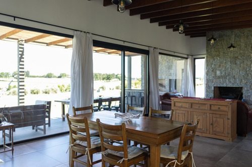 Casa En Pueblo Mio.