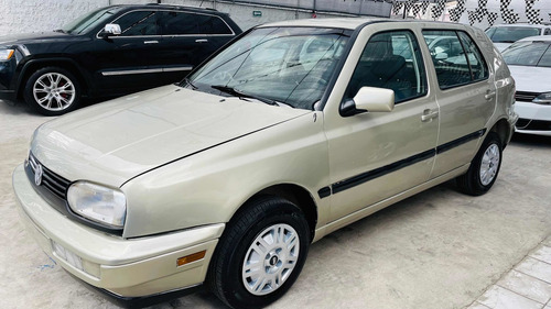 Imagen 1 de 10 de Volkswagen Golf Golf