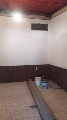 Imagen 8 de 15 de Rias Altas, Buena Propiedad Con Entrada Para Autos Y Patio!!