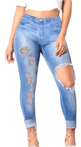 calça jeans rasgado feminina com meia arrastão