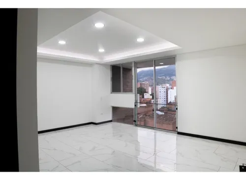 Apartamento A La Venta En Laureles