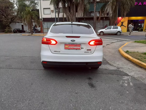 Ford Focus III 2.0 Sedan Se Plus Mt