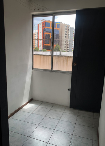 Imagen 10 de 11 de De Venta Departamento Quito- Ecuador