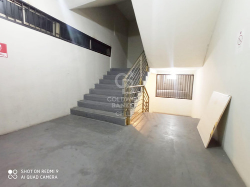 Piso Comercial En Bellavista