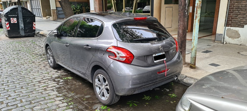 Peugeot 208 - Feline Pack Cuir