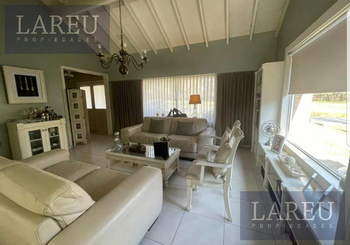 Imagen 11 de 30 de Casa En Venta - Club De Campo Pueyrredon